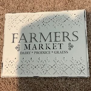 White Farmers Market Sign